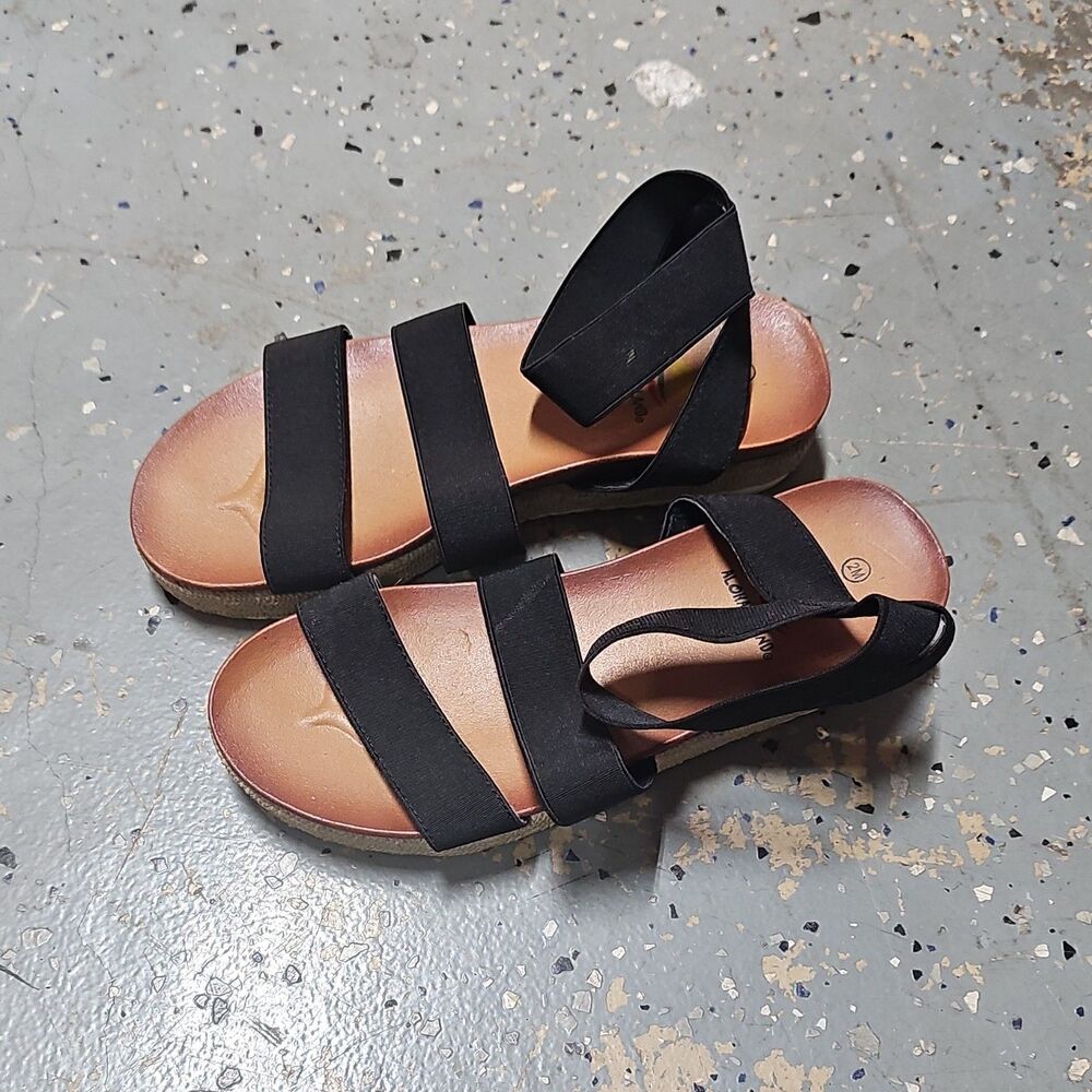Aloha Island Women's Black Strap Flat Sandals Fabric Size 2M Casual Summer
